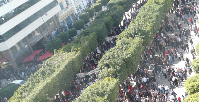 L’Avenue Bourguiba à Tunis : L’Avenue mémoire-miroir des ...