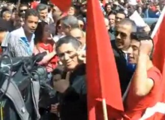 Manif du 20 mars 2012, Al Jazeera prise à partie par des manifestants