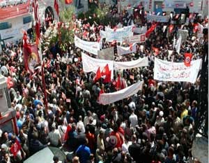 Défilé du 1er Mai: Tunis retient son souffle