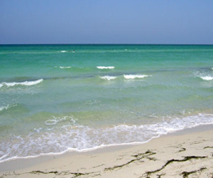 Des extrémistes religieux s’en prennent aux femmes sur les plages de Ras Djebel