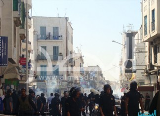 (PHOTOS) Tunisie – Affaire “Charlie Hebdo” – Tunis: Du gaz lacrymogène, mais situation maîtrisée