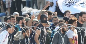 Tunisie – Manifestations – Vendredi 21: Ali Laareyedh ménace et ferme la circulation à Tunis