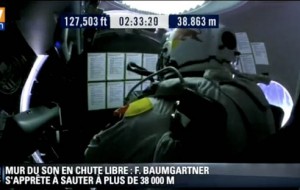 Félix Baumgartner a sauté