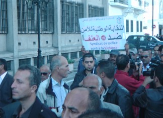 Tunisie: Les forces de l’ordre manifestent contre la violence