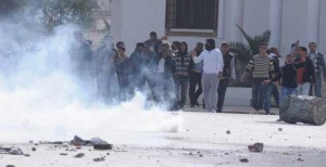Tunisie: 50 policiers blessés lors des incidents de Siliana
