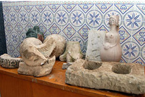 Marzouki inaugure une exposition de 93 pièces archéologiques récupérées