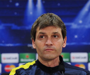 FC Barcelone: Vilanova dirige son 1er entraînement depuis son opération