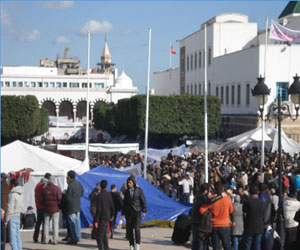 Tunisie- Amnistie générale: Sit-in des anciens prisonniers politiques à la Kasbah