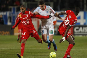 Championnat de France – 23e journée: Lyon et Marseille laissent filer le PSG
