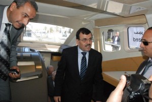 Ali Laârayedh inspecte le yacht de Kais Ben Ali (photos)