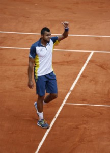 Roland-Garros : Jo-Wilfried Tsonga bat Federer et se qualifie pour les demi-finales