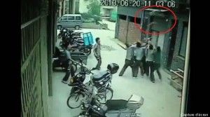 VIDÉO : Une fillette de deux ans survit à une chute de 5 étages