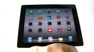 Un jeune chômeur échange un iPad contre un CDI !