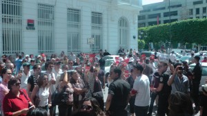 L’Alliance Hrayer Tounès en sit-in devant le siège du ministère des affaires de la femme et de la famille