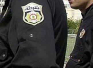 Tunisie: Un policier suspecté d’avoir reçu un pot-de-vin suspendu