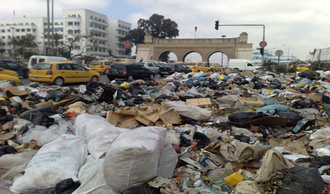 Tunisie: Des inconnus ont empêché les agents municipaux de Tunis de reprendre le service