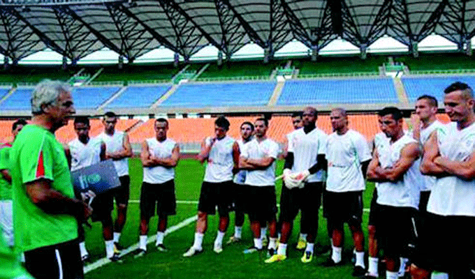 Mondial-2014: Vahid Halilhodzic reste à la tête de l’équipe d’Algérie