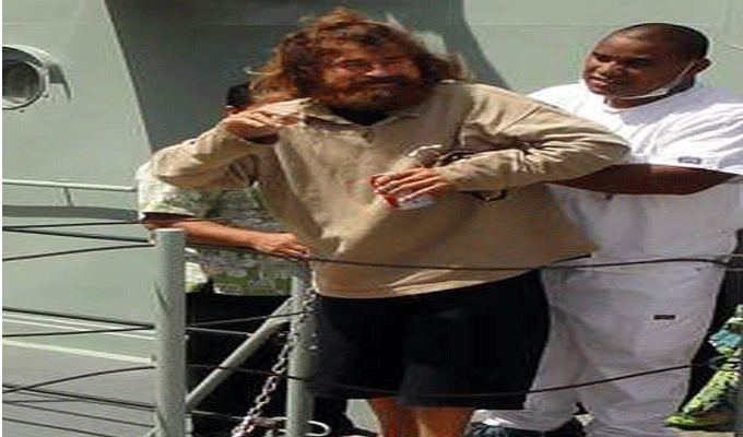 Il dérive dans le Pacifique pendant plus d’un an !