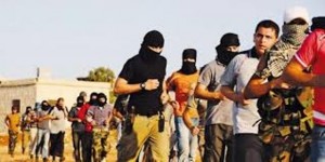 La France frappe en Irak, les djihadistes avancent en Syrie