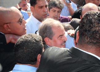 PHOTOS/VIDEO: Mondher Zenaidi de retour en Tunisie