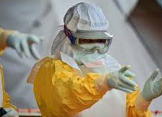 Les pays frappés par Ebola demandent l’annulation de leur dette