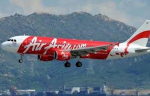 Un avion d’AirAsia disparaît avec 162 personnes à bord