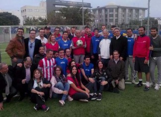 PHOTO – élection présidentielle: Marzouki se met en short pour une partie de foot