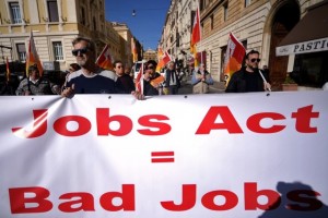 Italie : Grève générale contre le gouvernement de Matteo Renzi