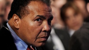 Le monde du football rend hommage à Mohamed Ali