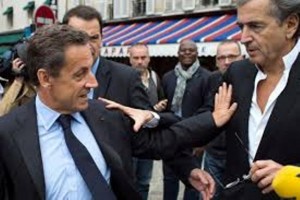 “Sarkozy est responsable du désordre en Libye”, selon chevénement