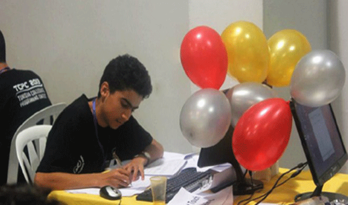 L’élève Tunisie: Ahmed Bouhoula remporte la médaille d’or du concours de programmation informatique