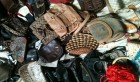 Manouba: Saisie de sacs et chaussures usagés