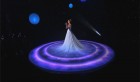 La robe à effets spéciaux de Jennifer Lopez (vidéo)