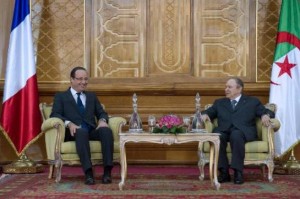 François Hollande à Alger, en visite d’amitié et de travail