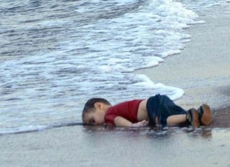 Mort de l’enfant syrien: Sommes-nous si “hors les valeurs humaines”?