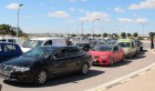 PHOTOS – Grève des transports de carburants: Files d’attentes dans les rares stations encore ouvertes