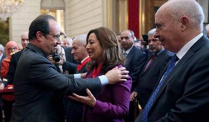 Remise de décorations au Quartet du dialogue national tunisien: Ce qu’a dit Hollande (Vidéo)