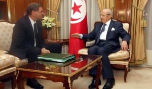 Tunisie: La situation sécuritaire au centre d’un entretien entre Béji Caid Essebsi et Habib Essid