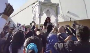 VIDÉO : Accueil en fanfare de la star libanaise “Haifa Wahbi” au Maroc
