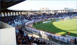 Tunisie: Les jeunes de 15 à 18 ans autorisés à accéder aux stades avec leurs parents