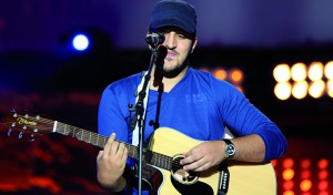 Bendir Man: “Ah Mekdad, ah Mekdad, ah Mekdad, tu as rendu fous les gens !”