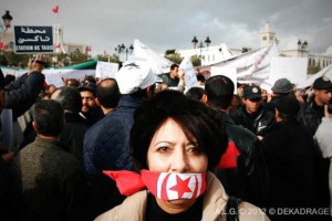Tunisie: Levée de boucliers des partis politiques contre “le dénigrement et les menaces” à l’égard des journalistes