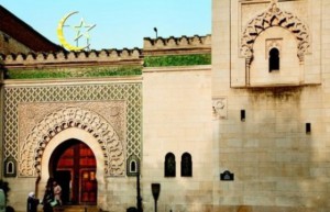 Tunisie : Un imam contaminé au coronavirus