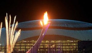 JO d’hiver 2022 : la flamme olympique allumée sur le site grec d’Olympie à Athènes