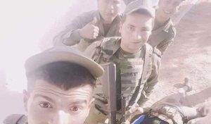 Le selfie des soldats tunisiens avec les cadavres, jugé le plus raté de l’année, par MBC