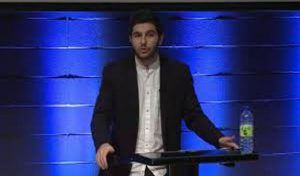 Le premier prix d’éloquence au Canada décerné à un étudiant tunisien (Vidéo)