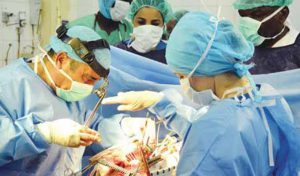 Tunisie: Première transplantation cardiaque sur un patient âgé de 40 ans à l’hôpital la Rabta à Tunis