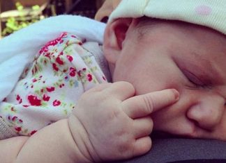 Néziha Laabidi: Un projet de loi portant sur le congé parental est encours d’élaboration