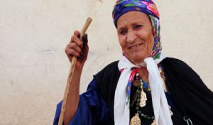 VIDEO: Tunisie, l’art du tatouage berbère