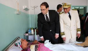 Tunisie : Chahed au chevet des blessés de l’accident dramatique de Khamouda